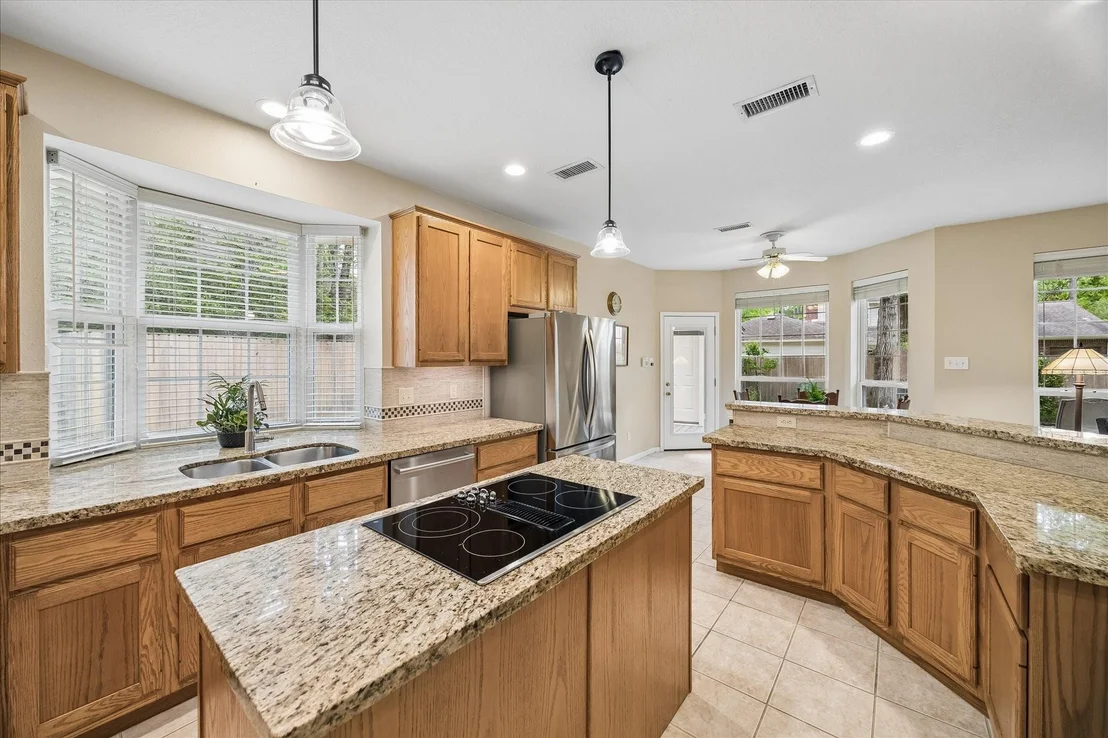 Photo of 30 N Dragonwood Place
