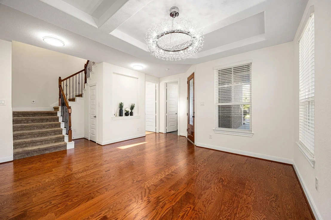 Photo of 5003 Harvest Knoll Drive