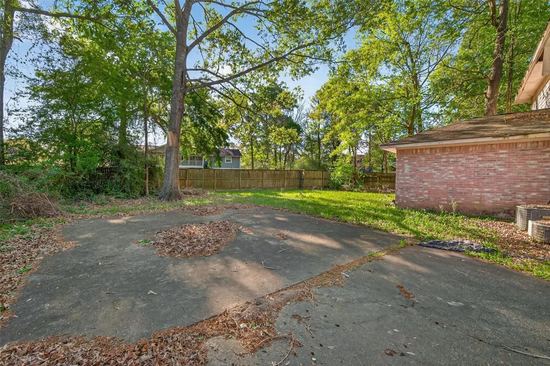 Photo of 410 Caesars Circle
