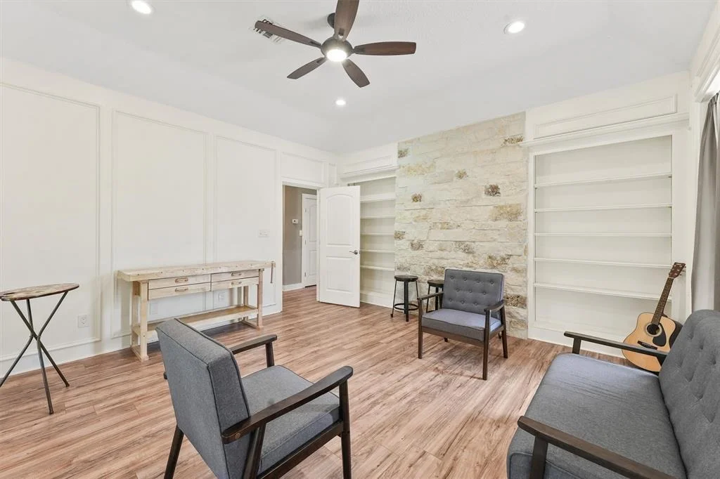 Photo of 7522 Fairchild Road
