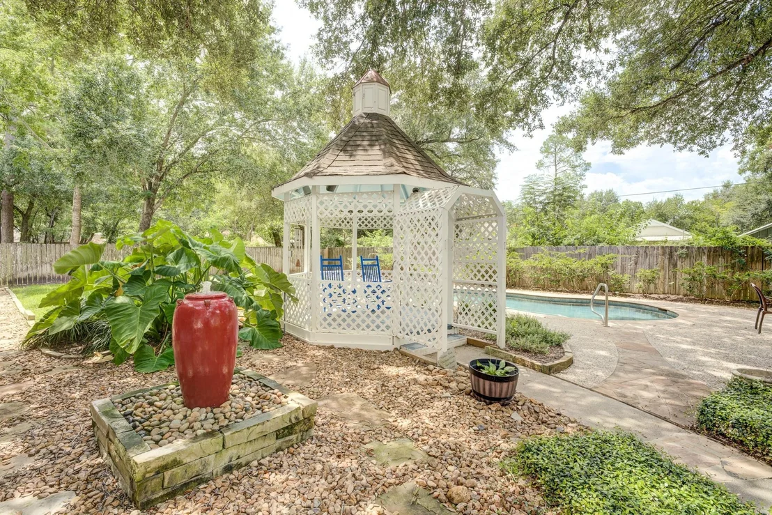 Photo of 2827 Griffin Lane
