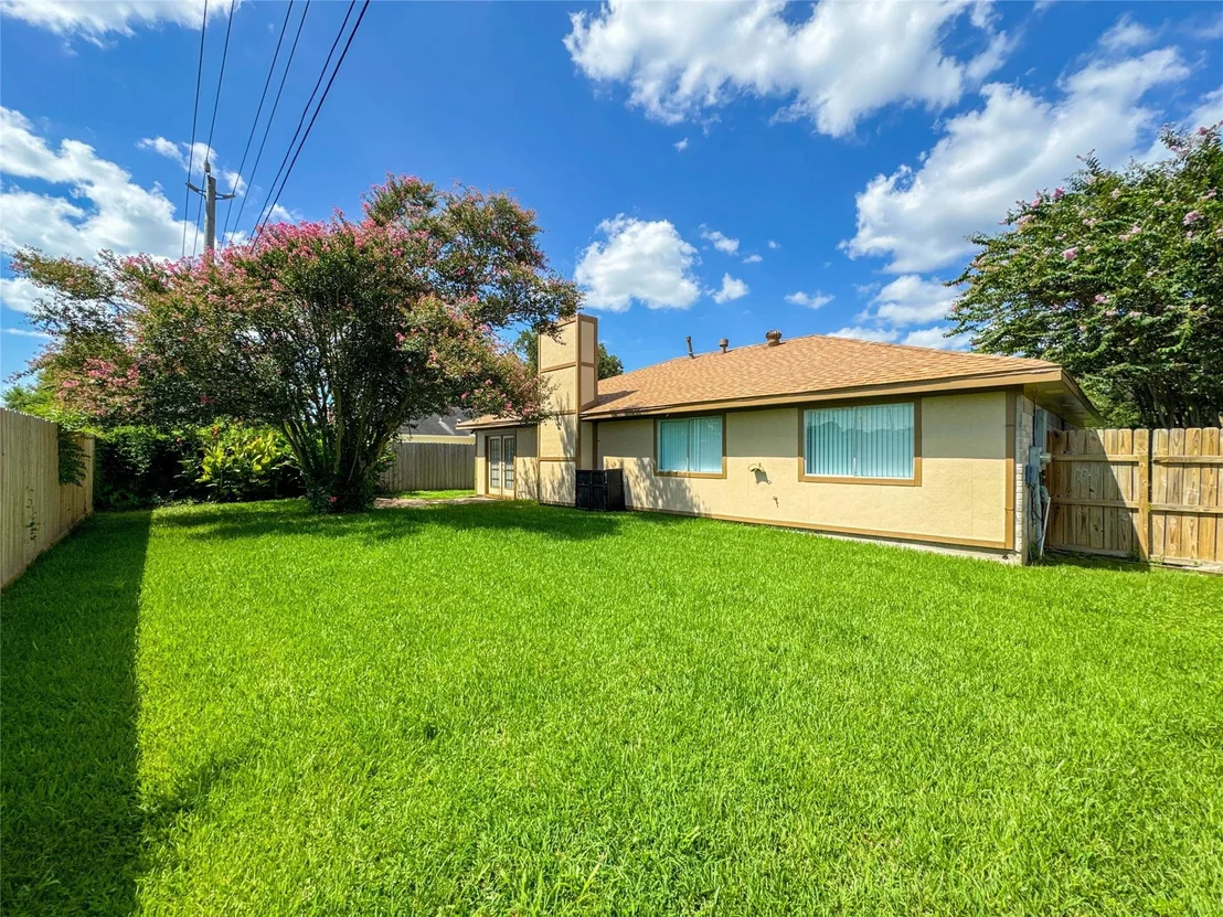 Photo of 39 Oak Harbor Drive