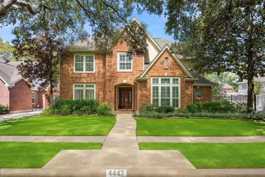 Photo of 4447 Balboa Drive