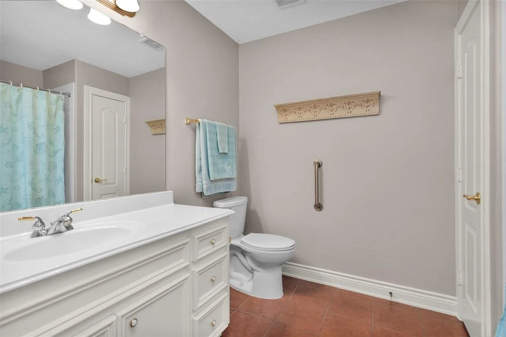 Photo of 13610 Summer Hill Drive