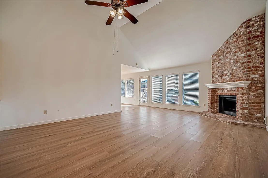 Photo of 2810 Pineleaf Drive