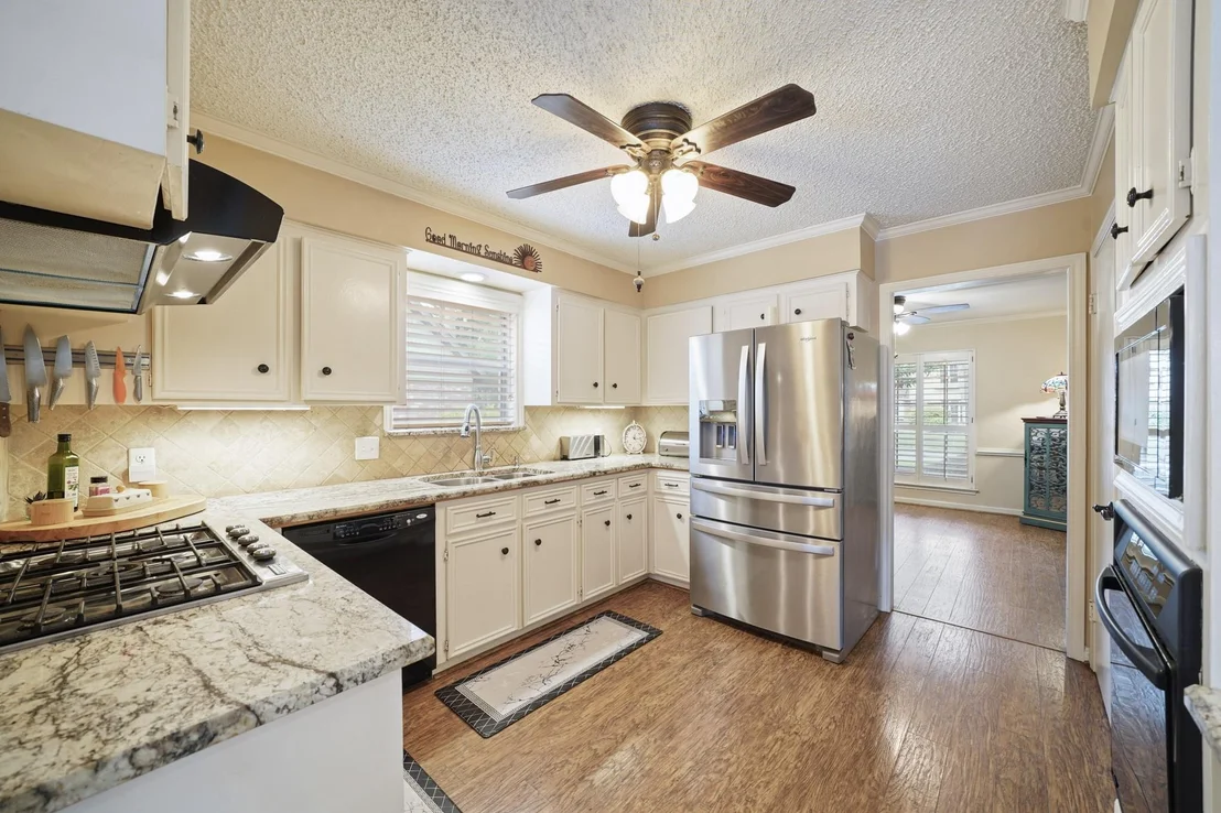Photo of 5815 Queensgate Drive