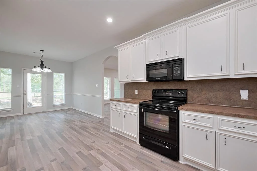 Photo of 9637 Roda Drive