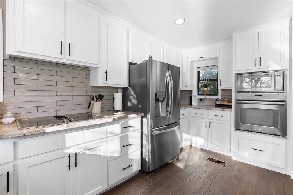 Photo of 3343 Torrey Pines Drive