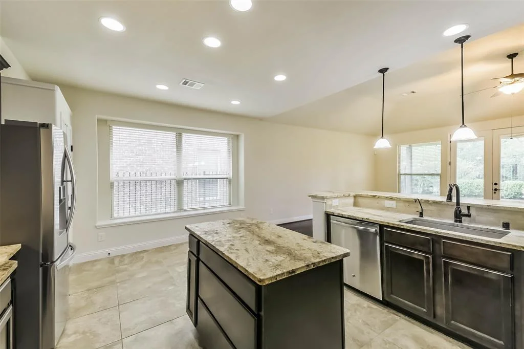 Photo of 15 Waterfall Way