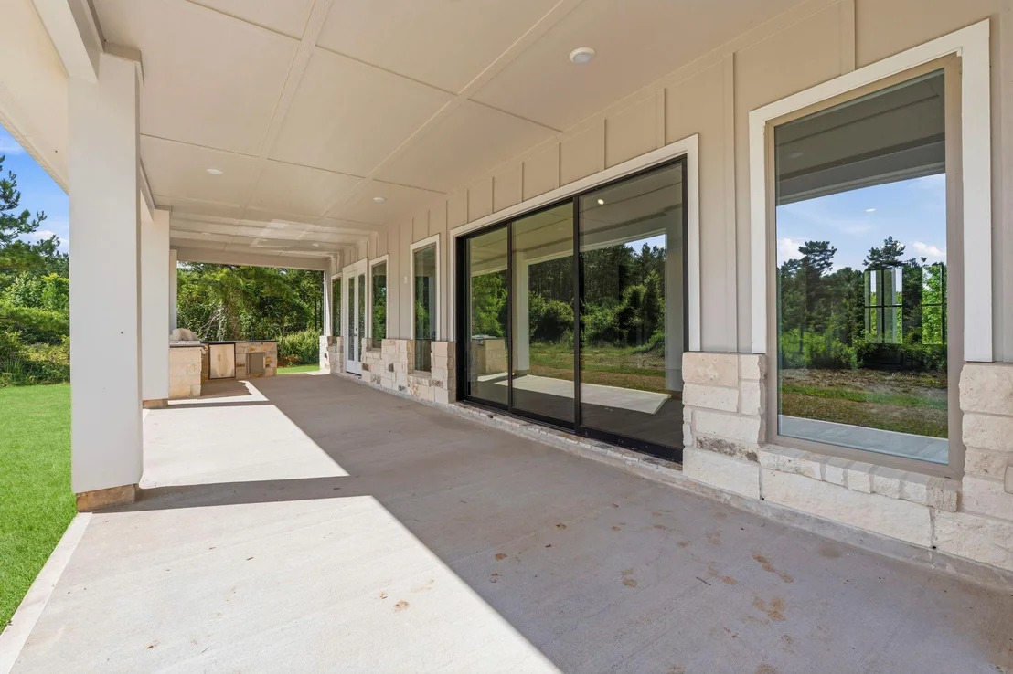 Photo of 16140 Forest Mill Road