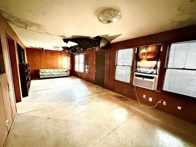 Photo of 515 Vaky Street