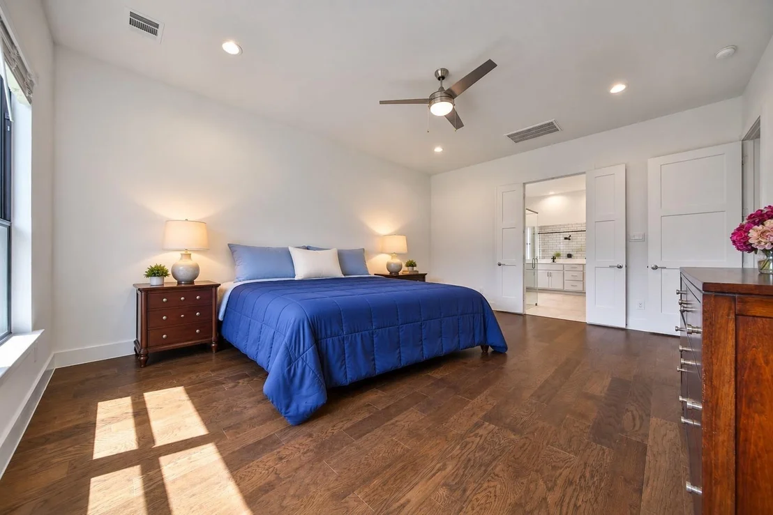 Photo of 115 Oak Estates Drive