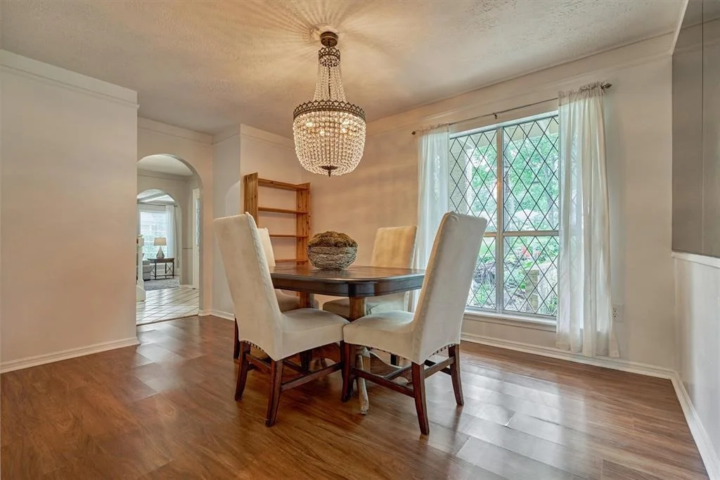 Photo of 23814 Creekview Drive