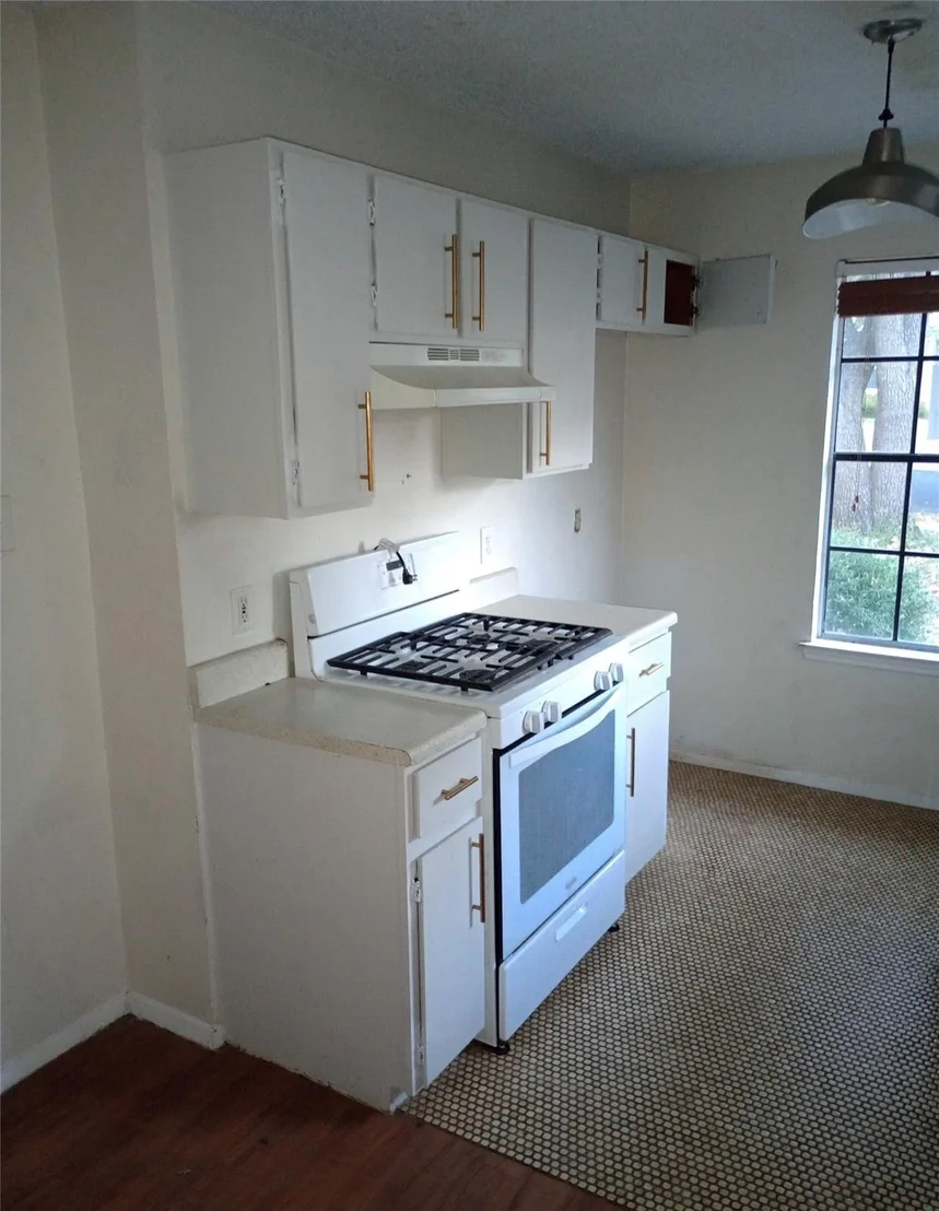Photo of 805 Kavanagh Drive