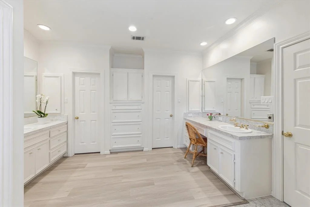 Photo of 2811 Plumb Street