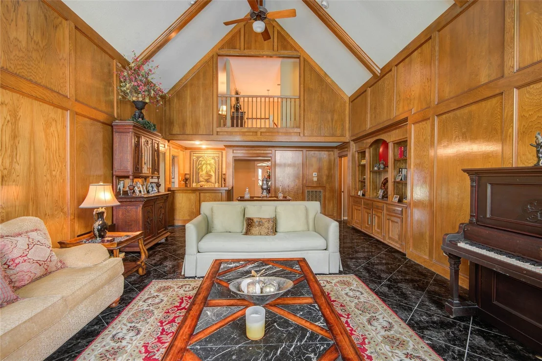 Photo of 15110 Benfer Road