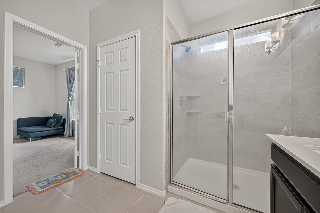 Photo of 8659 Cedardale Park Drive