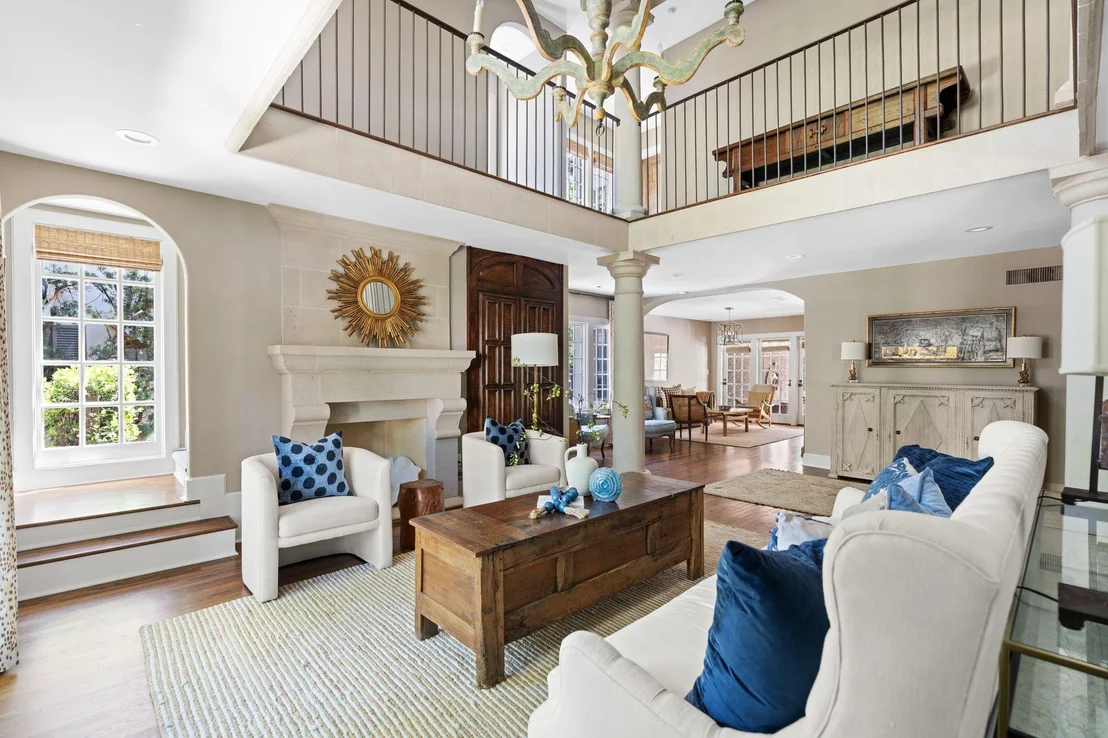 Photo of 2103 South Boulevard