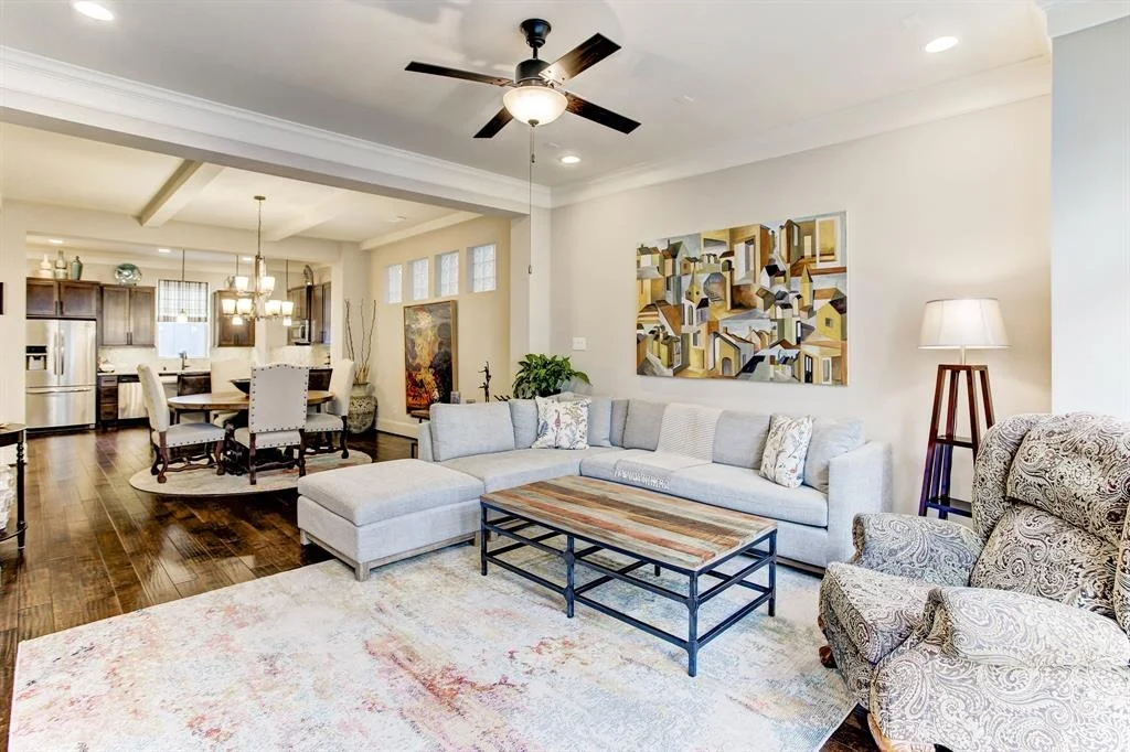 Photo of 710 N Shepherd Drive