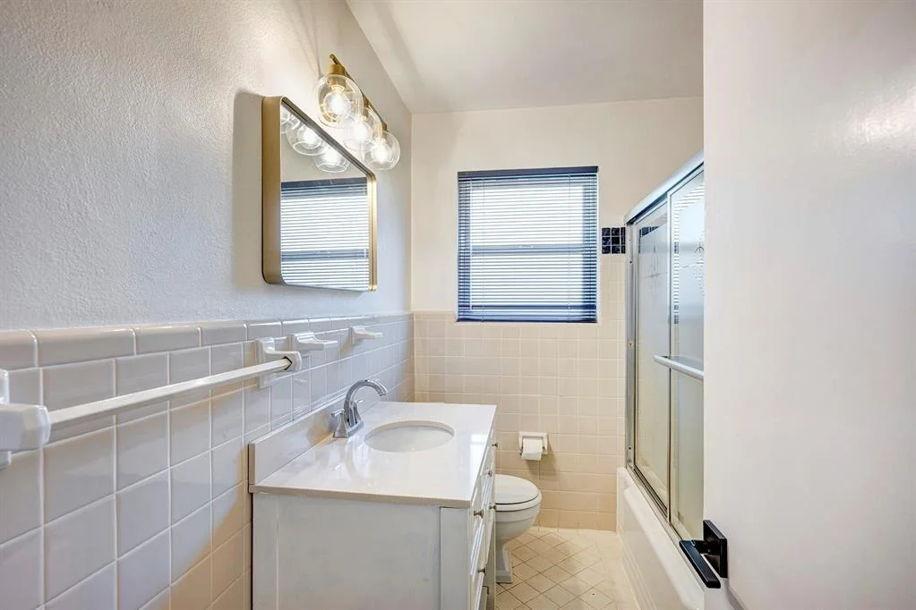 Photo of 3823 Murworth Drive