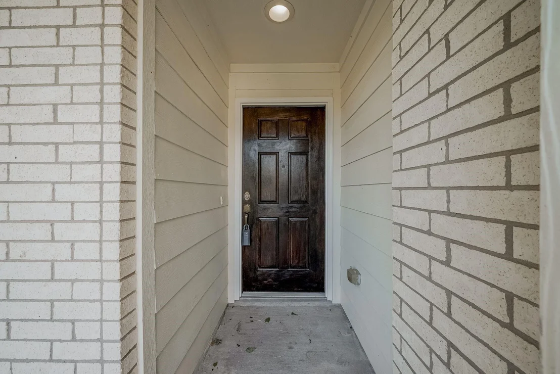 Photo of 9714 Angleside Lane