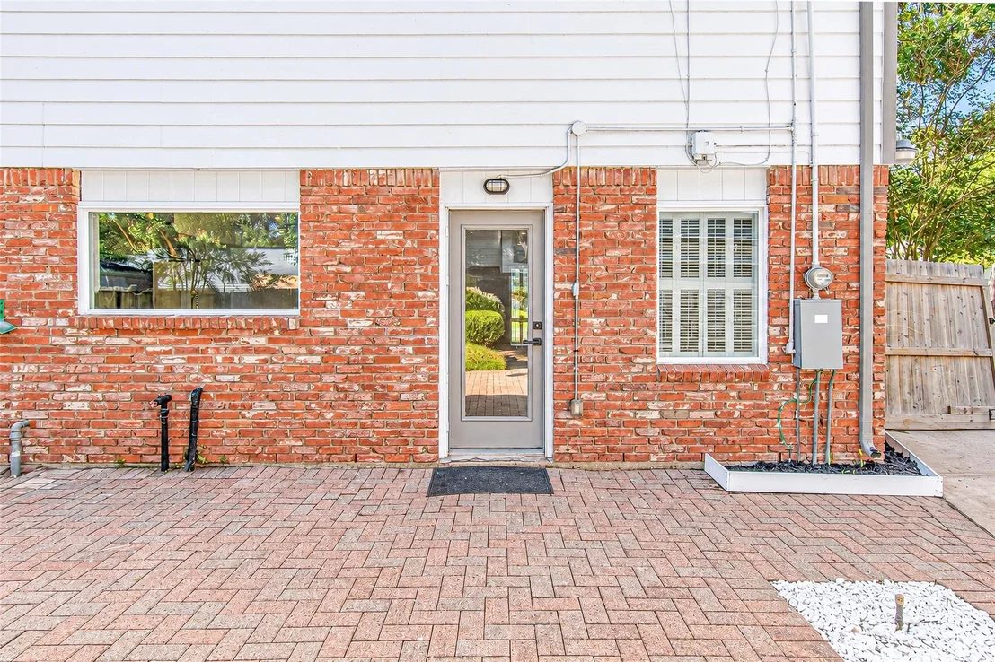 Photo of 10610 Overbrook Lane
