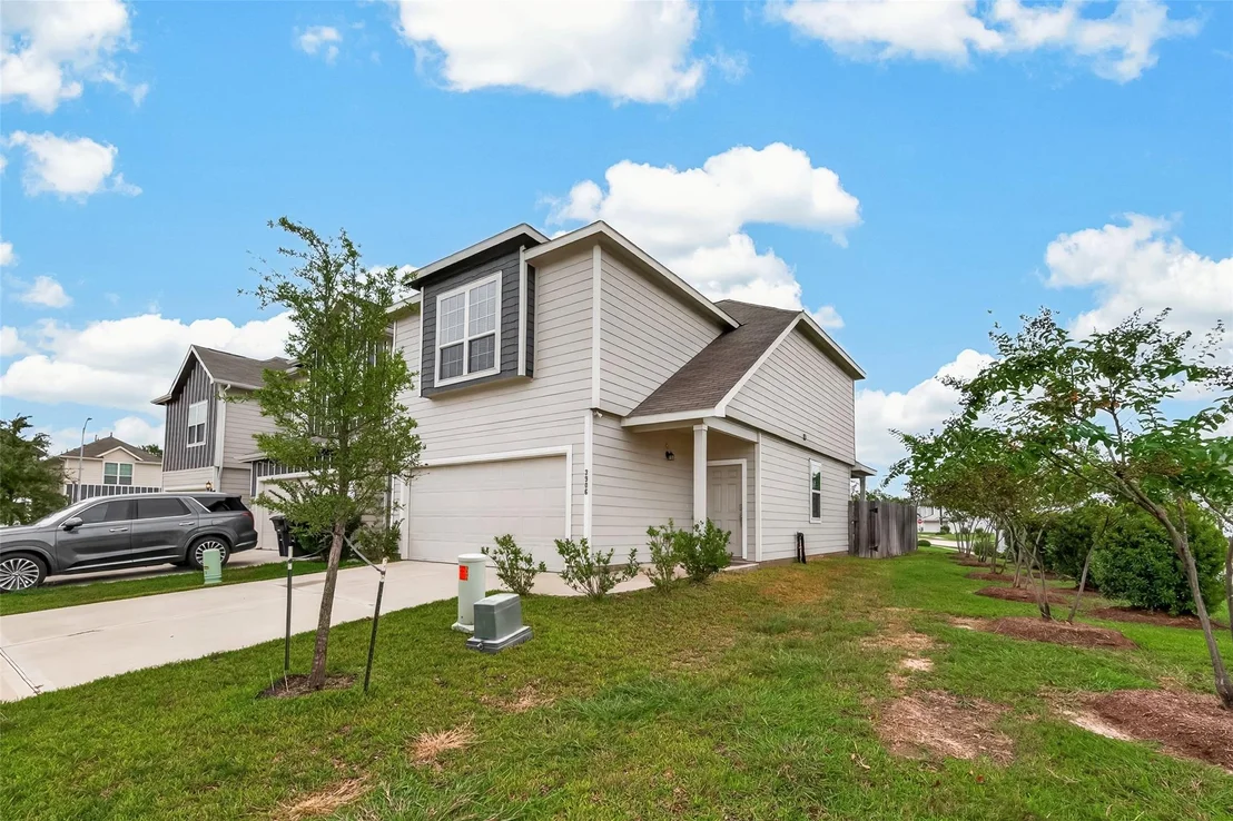 Photo of 3906 Arslan Drive