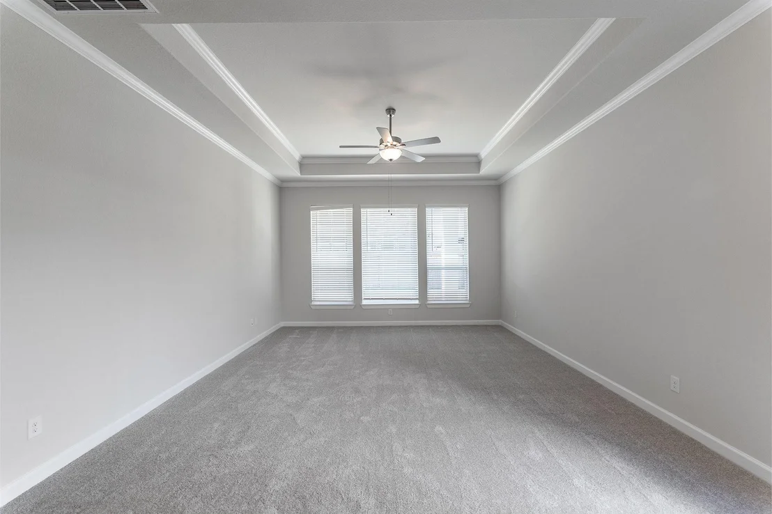 Photo of 710 Woodbinde
