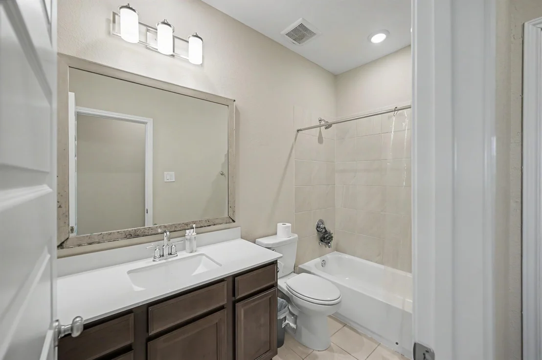 Photo of 17607 Harper's Way