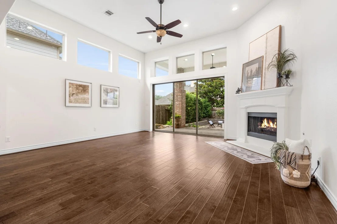 Photo of 915 Holly Chapple Drive