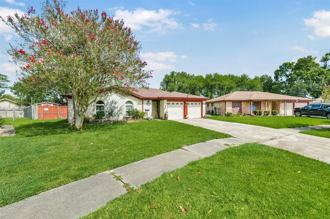 Photo of 12823 Sandy Hook Drive