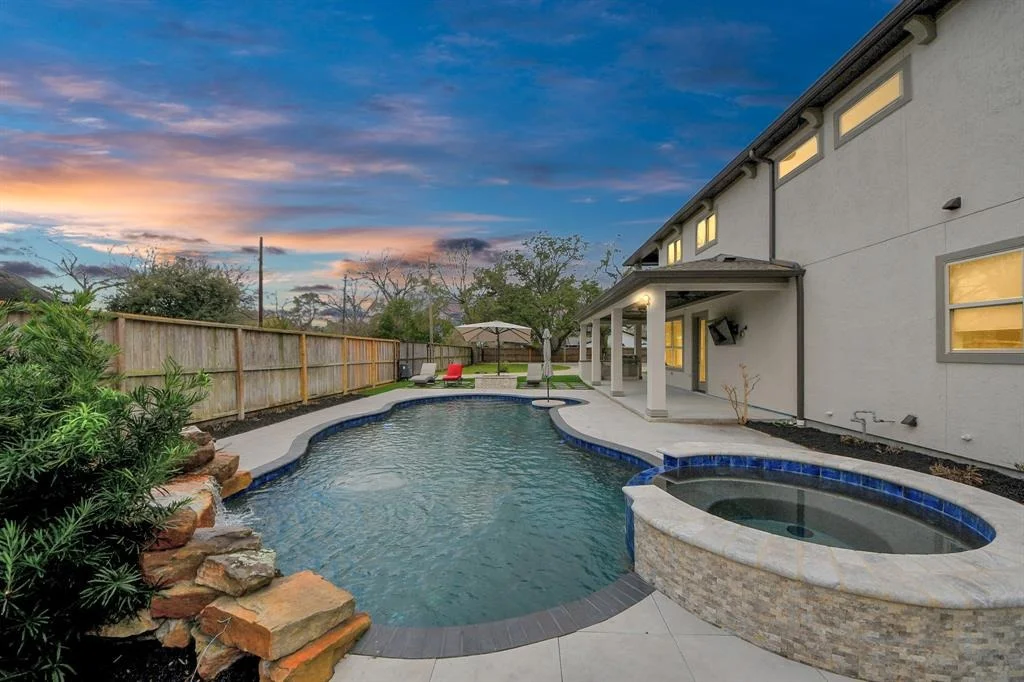 Photo of 2203 Peppermill Road