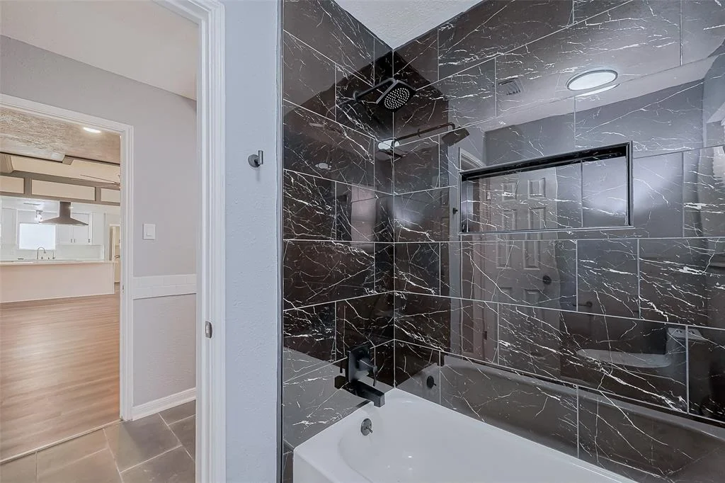 Photo of 25527 Fairbrook Lane