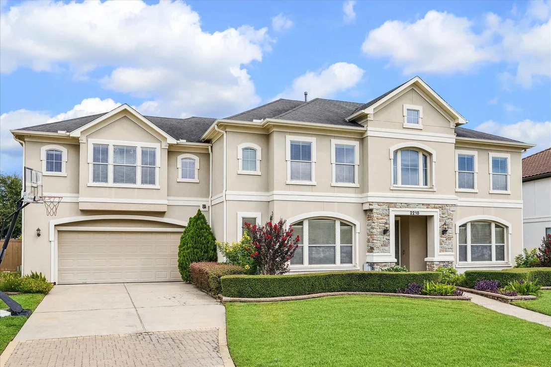 Photo of 2210 Bywater Drive