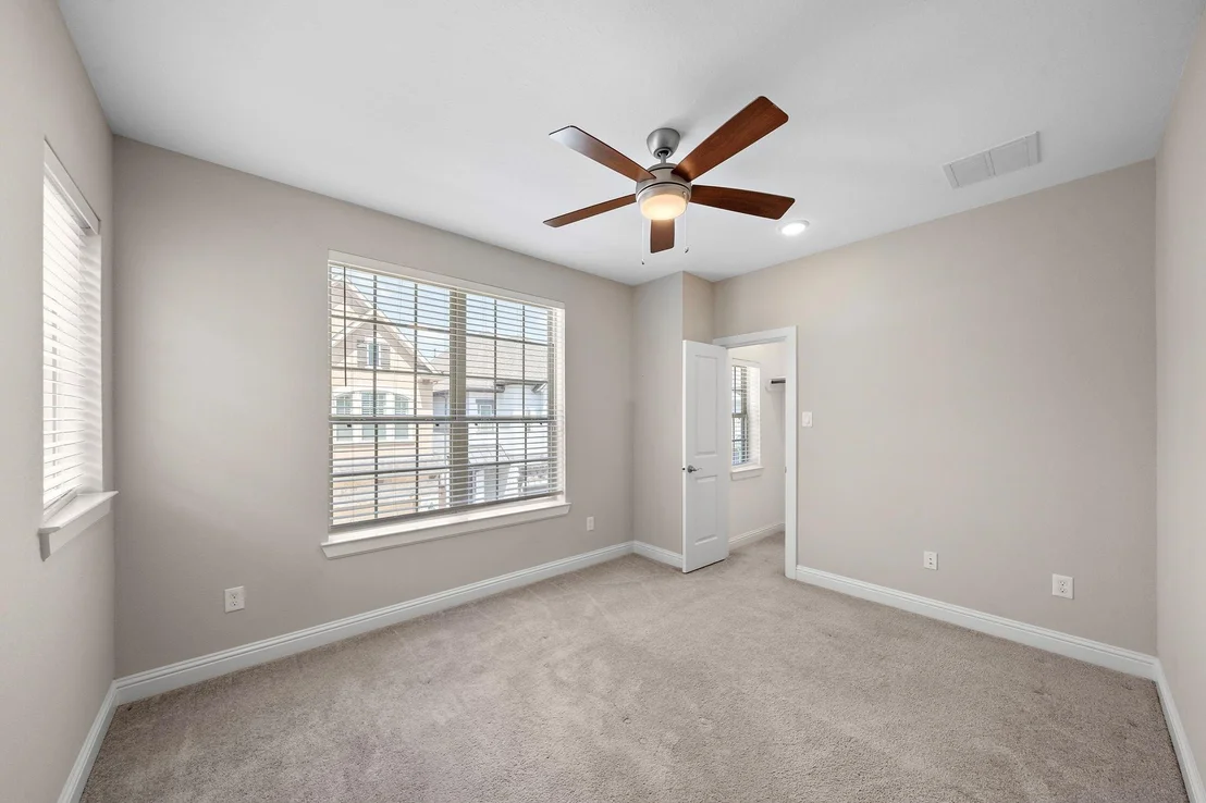 Photo of 1404 Arkley Way