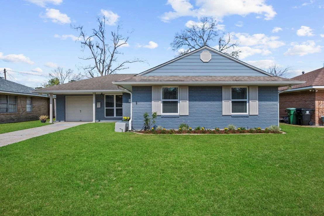 Photo of 4410 Viking Drive