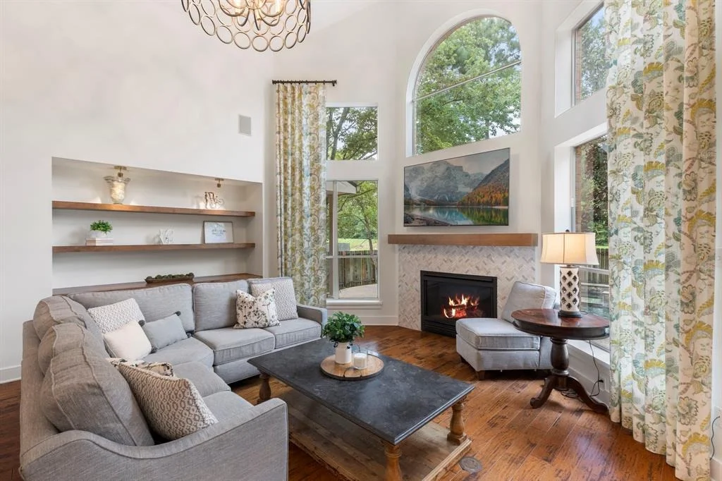 Photo of 174 N Hazelcrest Circle