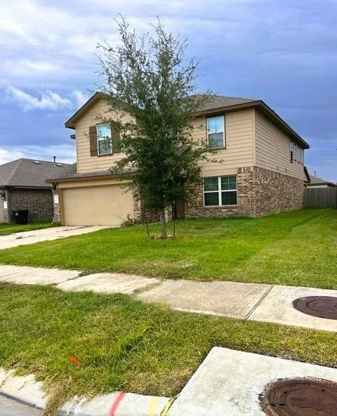 Photo of 614 Ashley Falls Lane
