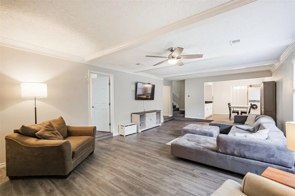 Photo of 16011 Southampton Drive
