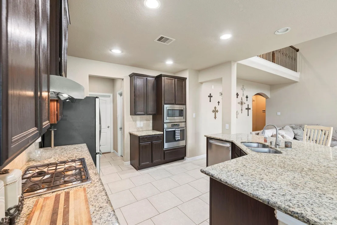 Photo of 21735 Lozar Drive