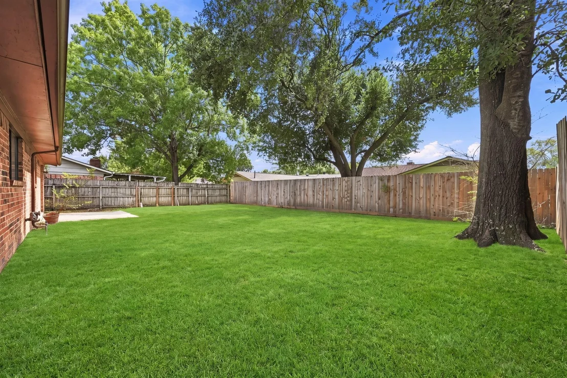 Photo of 3906 Wintergreen Drive