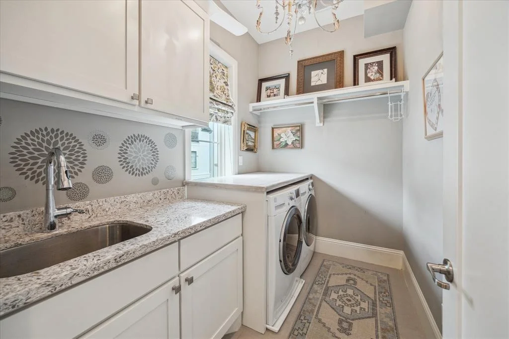 Photo of 1529 Cunningham Parc Lane