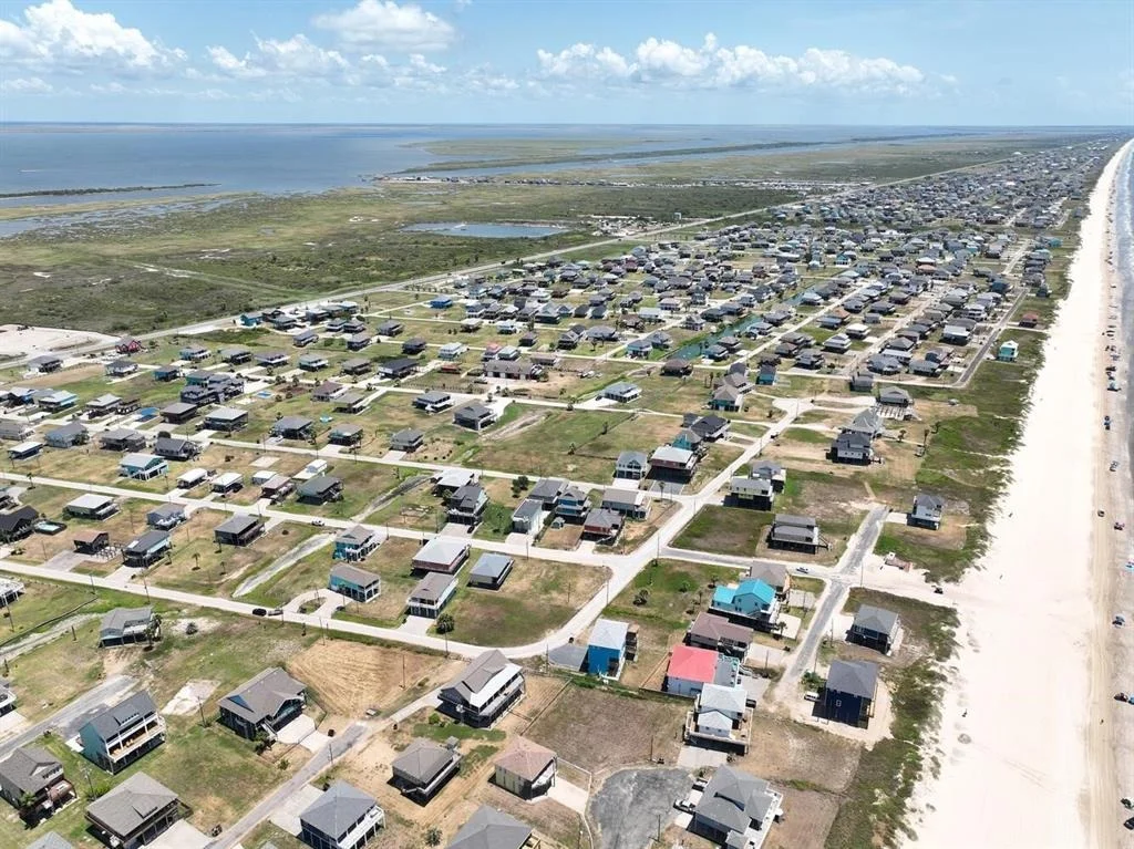 Photo of 930 Surfside Drive