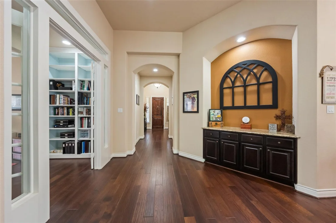 Photo of 5019 Preserve Park Drive