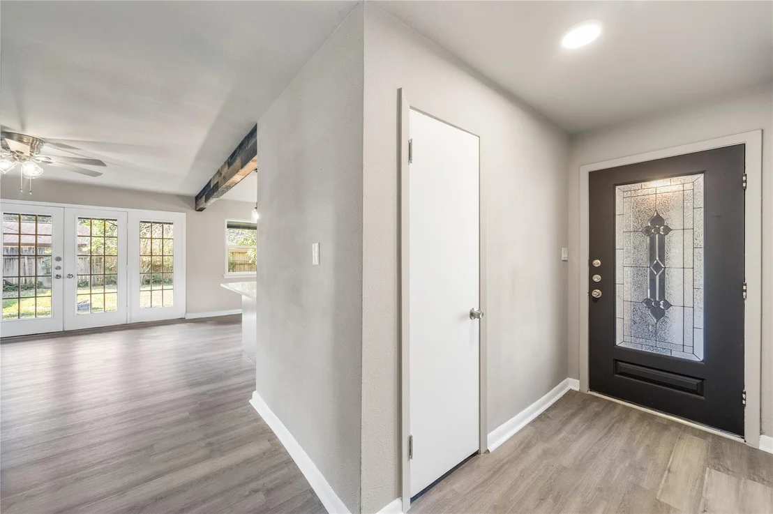 Photo of 11106 Huggins Drive
