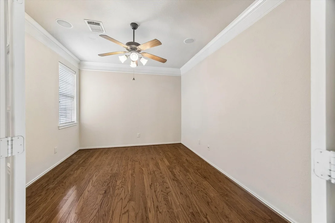 Photo of 8107 Whisper Point Drive