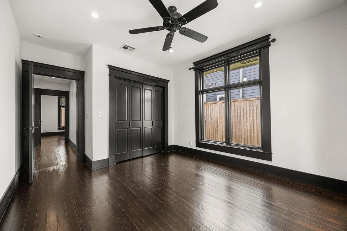 Photo of 1115 Adele Street