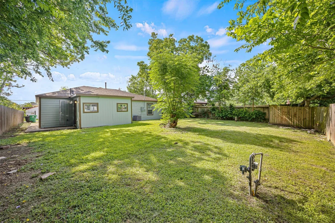 Photo of 7614 Darnay Dr Drive
