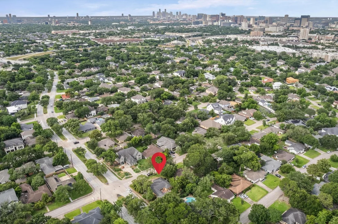 Photo of 3123 Broadmead Drive
