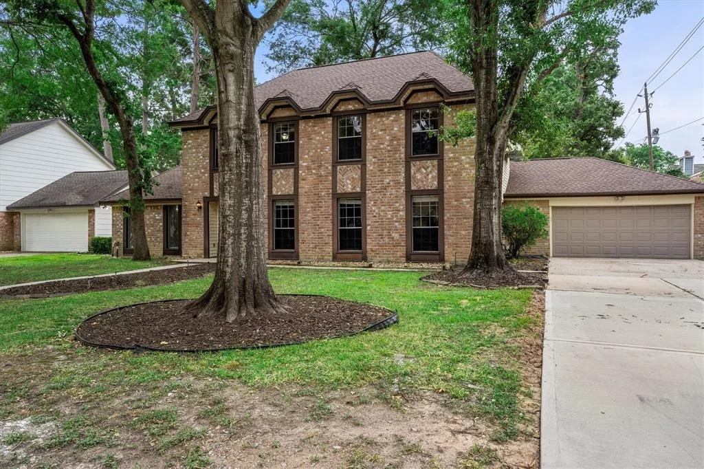 Photo of 819 Maranon Lane